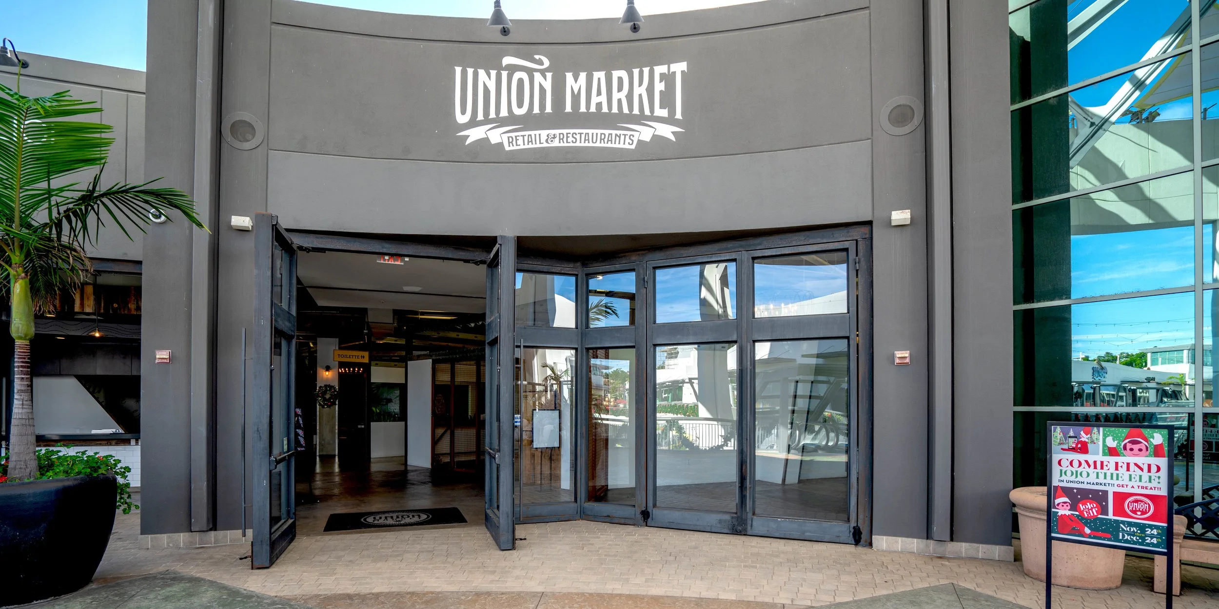 Union Market retail and restaurants entrance